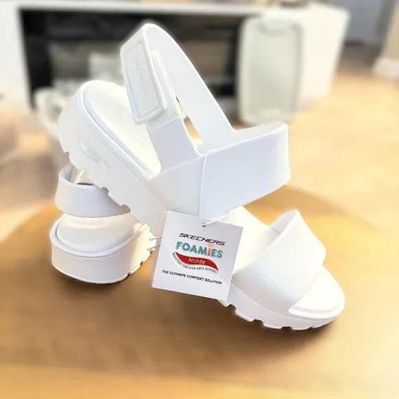 Skechers Women's Foamies Arch Fit Comfort Sandals Dream Day- White Size 8,9, 10. - Picture 10 of 15